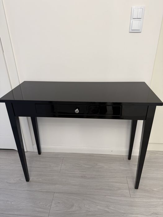 Konsoleta czarna połysk