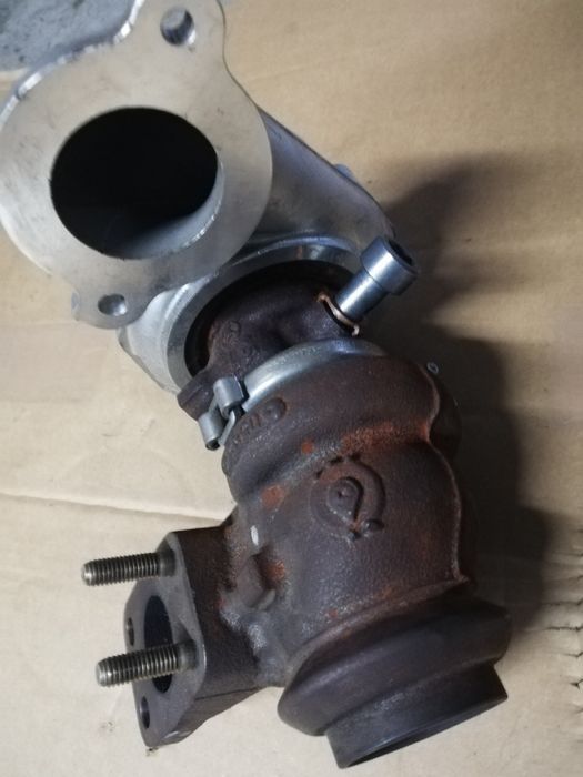 Turbosprężarka turbina Peugeot Citroen Ford 1.4 hdi tdci 1.6 hdi tdci