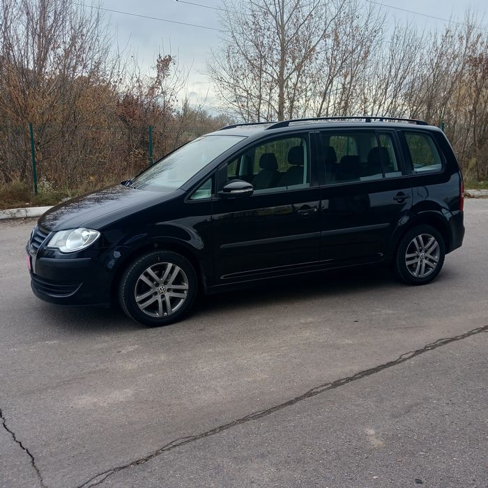 Volkswagen Touran 2010 р.в.