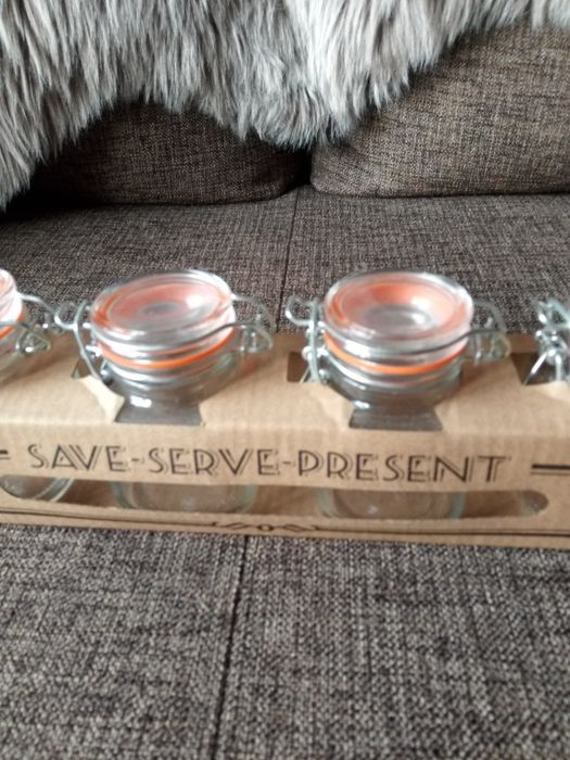 Pojemniki szklane na przyprawy i inne produkty spożywcze.Nowe.Okazja!