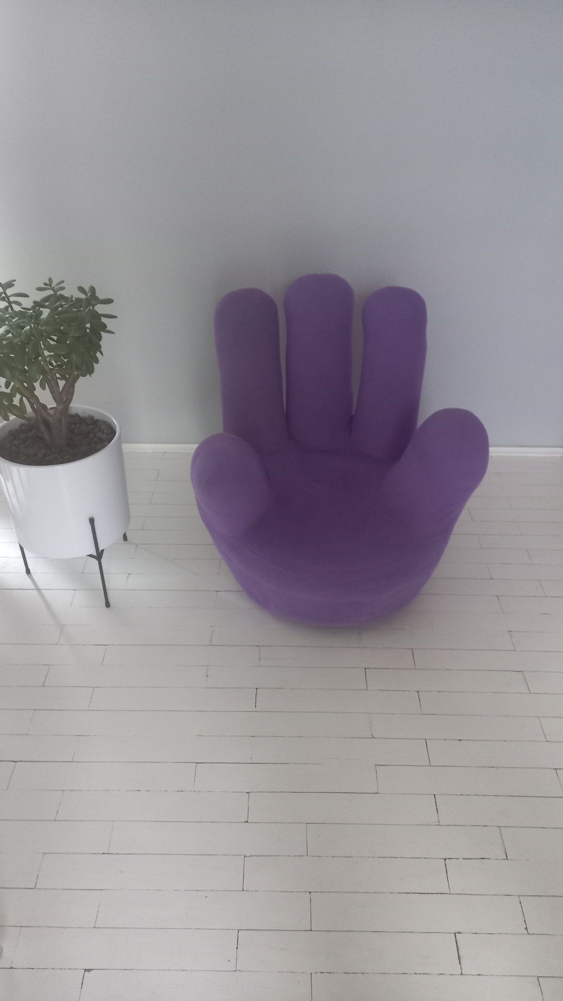 Fotel dziecięcy dłoń