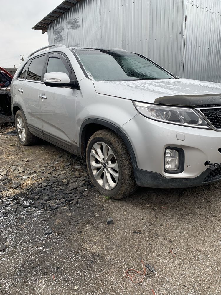 Капот Крило  Kia Sorento XM рестайлінг 2012-2014