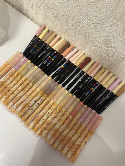 Продам свої акрилові маркери