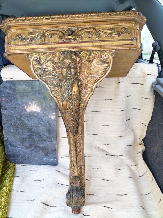 Mísula em Talha Dourada Com Gaveta Pedra Mármore Preta