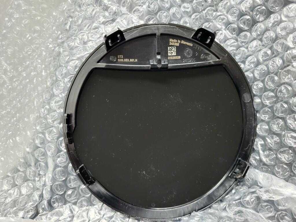Эмблема знак Vw Arteon 17- Golf 8 20- Passat B8 14- Caddy 21- Polo 20-