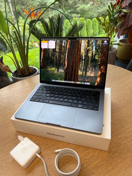 MacBook Pro 14”, M1 Pro, 32 GB RAM dysk 512 GB SSD - stan super