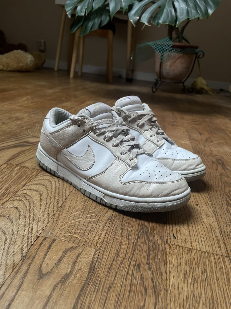Nike dunk low next nature beżowe