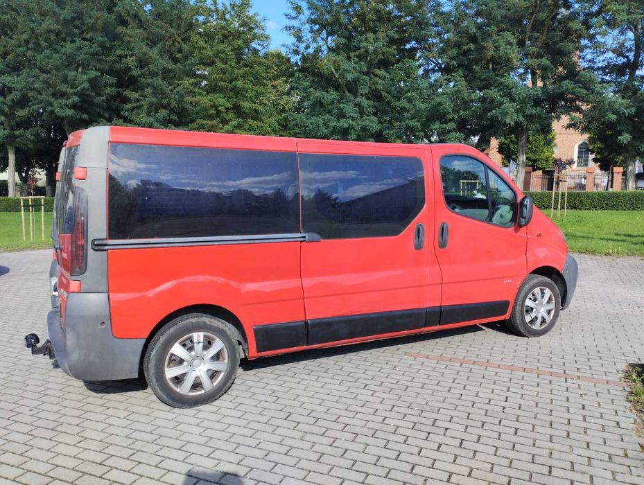 Sprzedam Opel Vivaro Long 6 osobowe