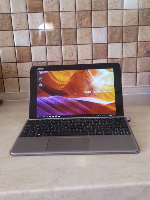 Нетбук планшет Asus 4/128 gb
