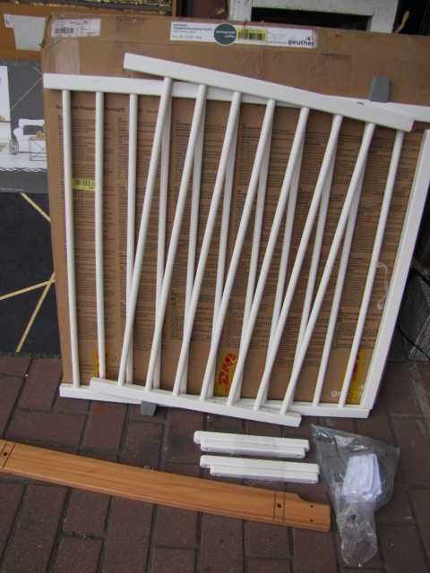 Geuther Bramka Zabezpieczająca dla dzieci na Schody 2735+ 95 - 135 cm