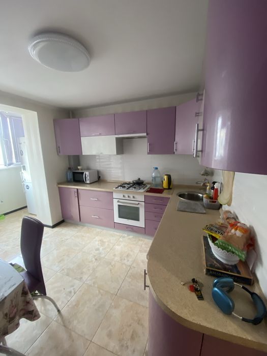 Продаж 2 к. Озерна