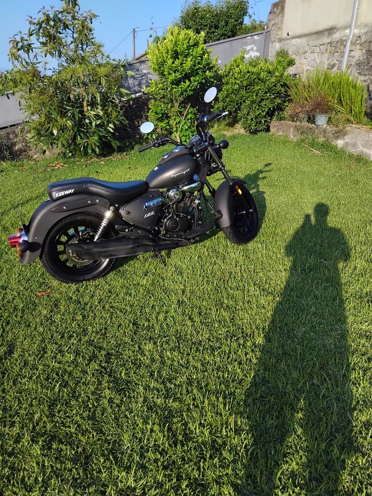 Keeway Superlight 125