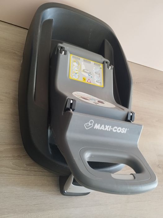 Fotelik Maxi-Cosi CabrioFix + baza FamilyFix ISOFIX – stan bardzo dobr