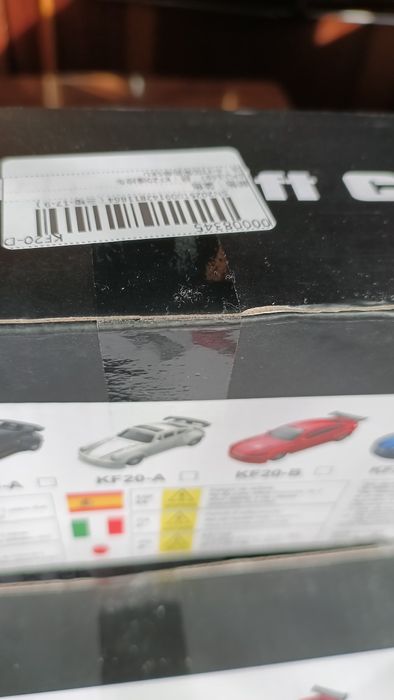 Нові запаковані. Машинки на дисианційному керуванні .