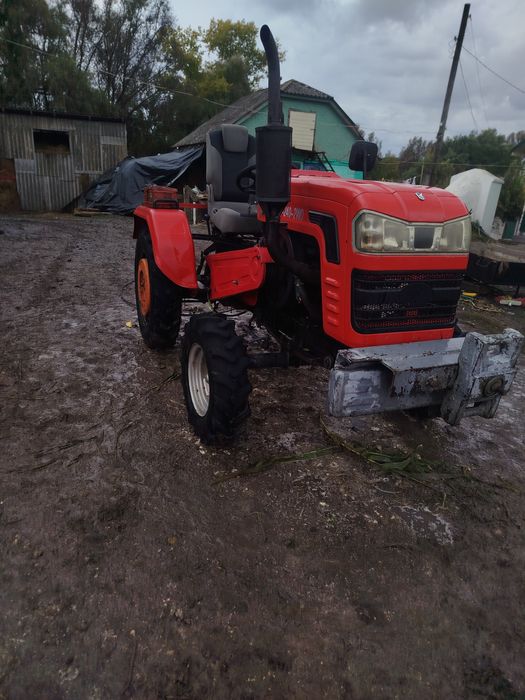 Продаю трактора Shifting 240 2WD
