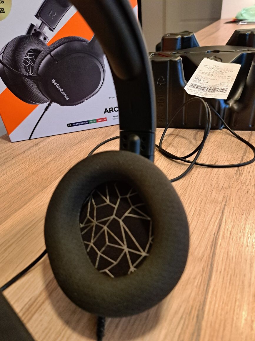 Słuchawki przewodowe z mikrofonem steelseries arctis 1