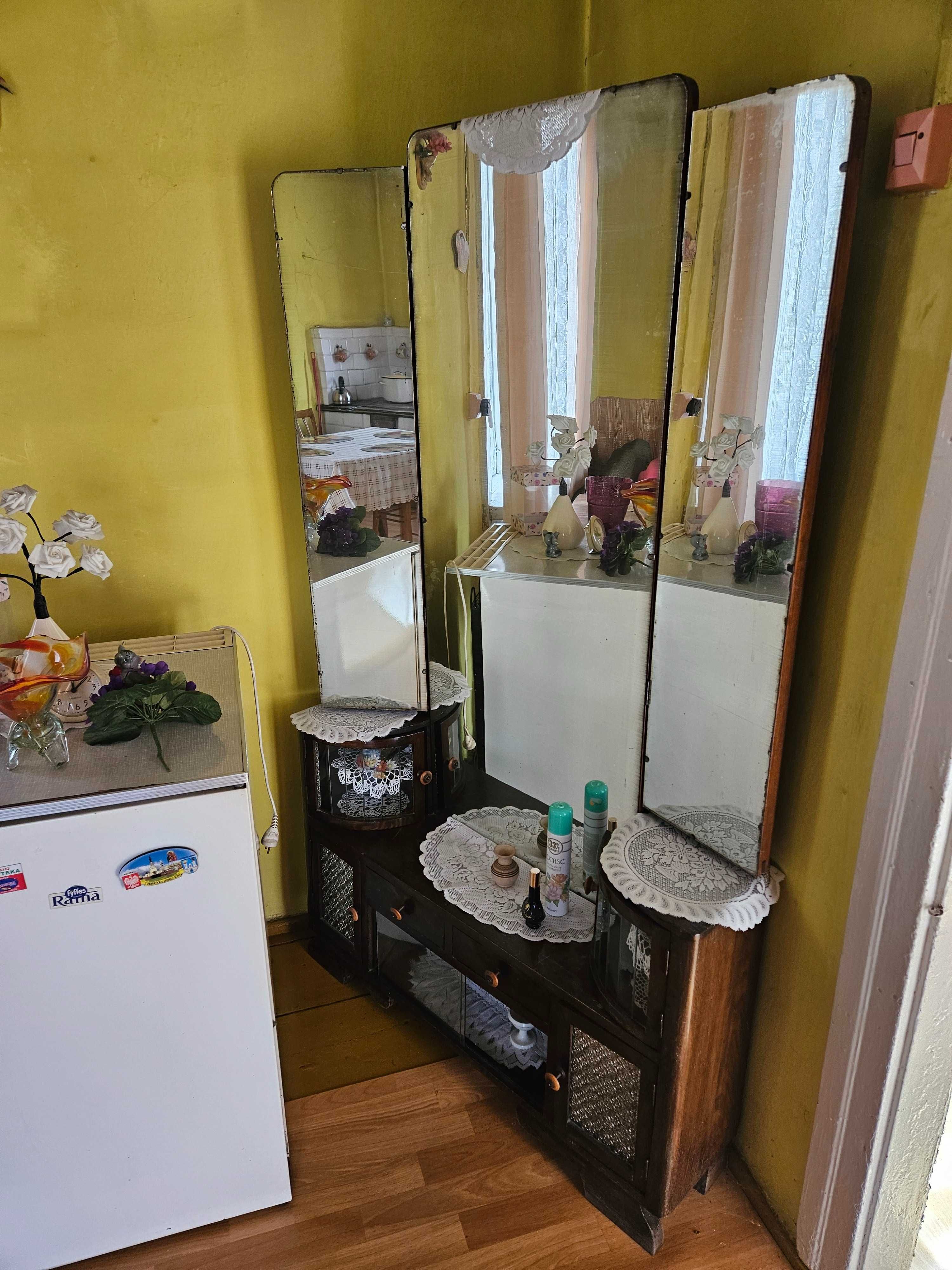 toaletka/lustro PRL