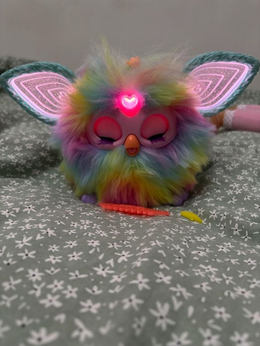Hasbro Furby 2.0 Tęczowy