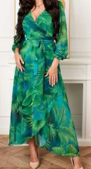 Piękna romantyczna sukienka