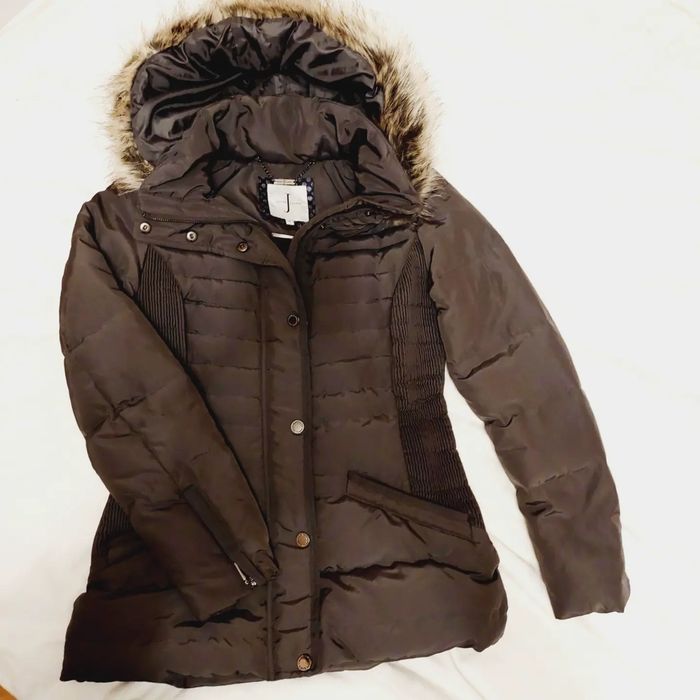 Нова пухова куртка  Jasper conran розмір s-m