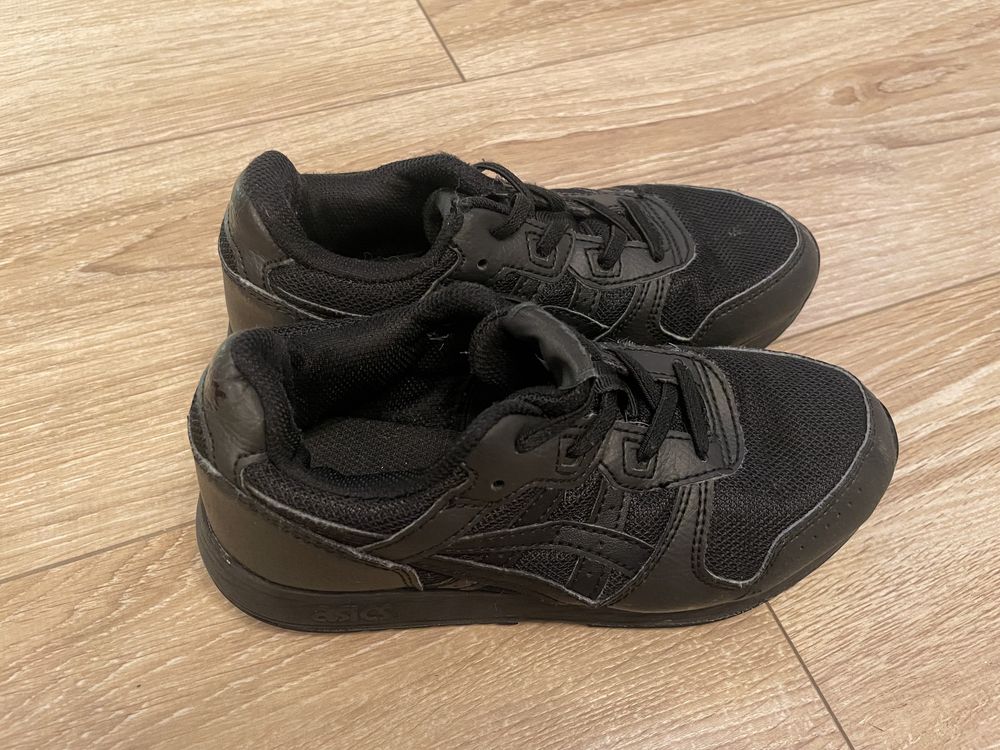 Buty Asics chłopięce