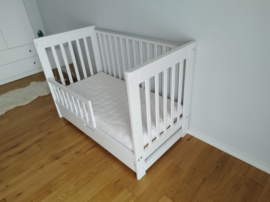 Łóżeczko drewniane Klupś Iwo (jak nowe)