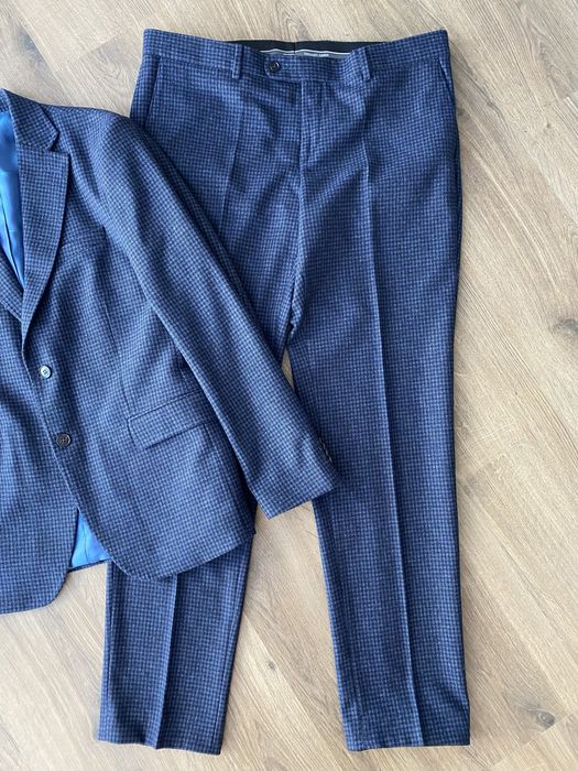 Чоловічий вовняний класичний костюм Arber