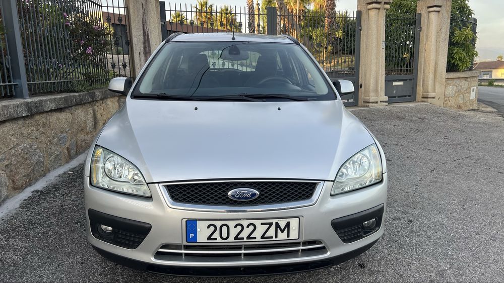 Ford focus carrinha impecavel trato de financiamento