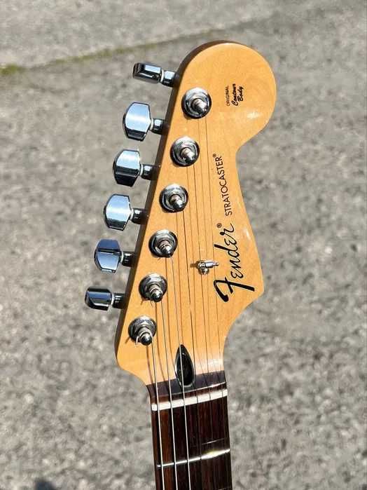 Fender stratocaster 2016