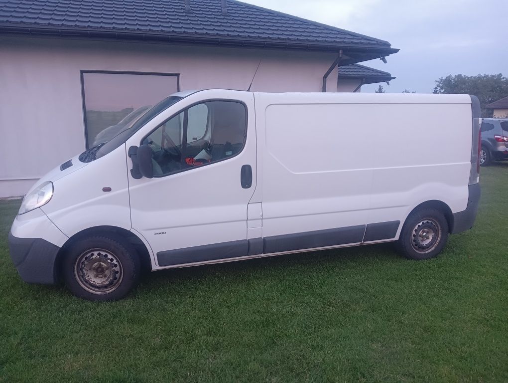 Opel Vivaro 2.0, 2008