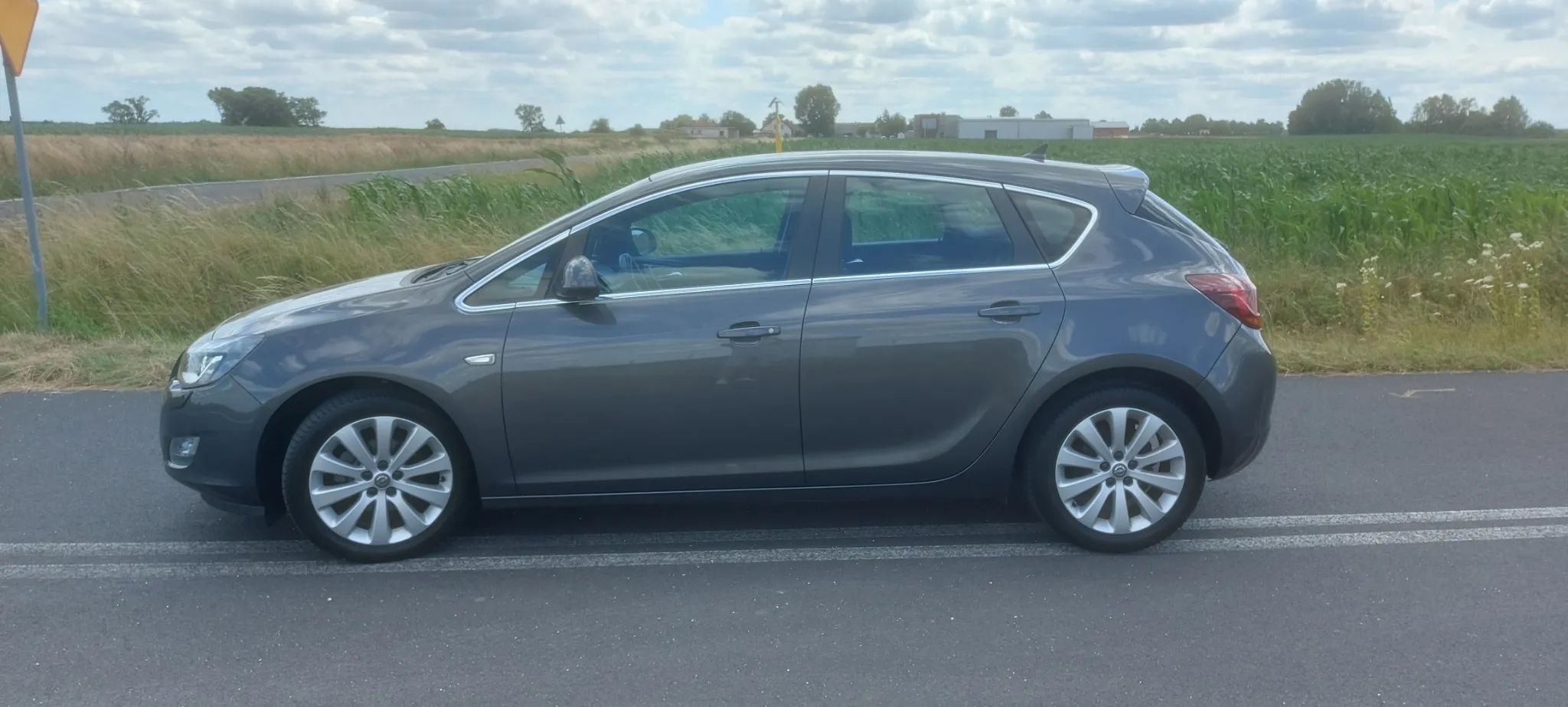 Opel Astra 1.6 benzyna 115 KM Cosmo! sprowadzona z Niemiec! Zarejestrowana!