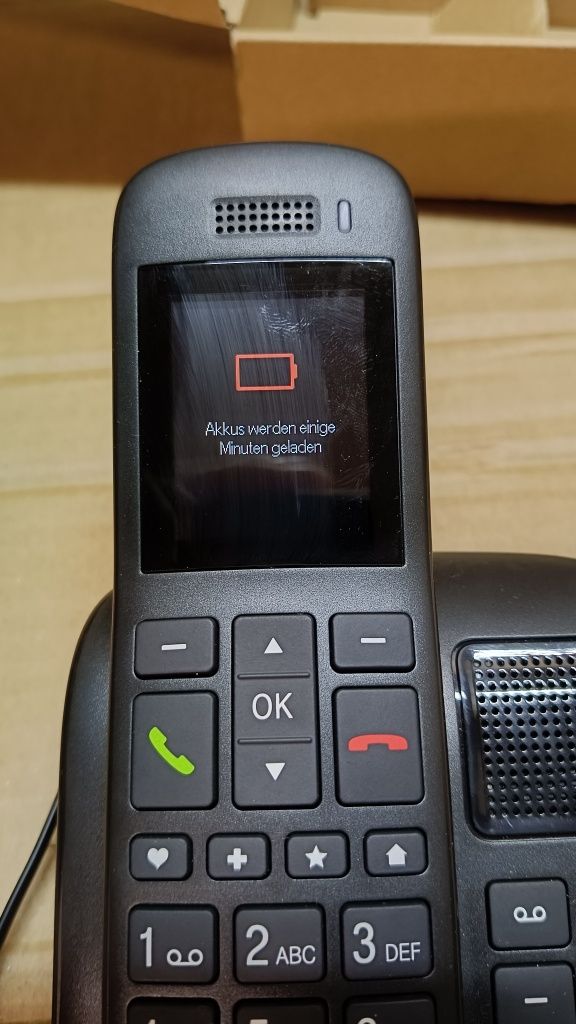 Telekom Sinus A32 z podstawą i automatyczną sekretarką hebanowy