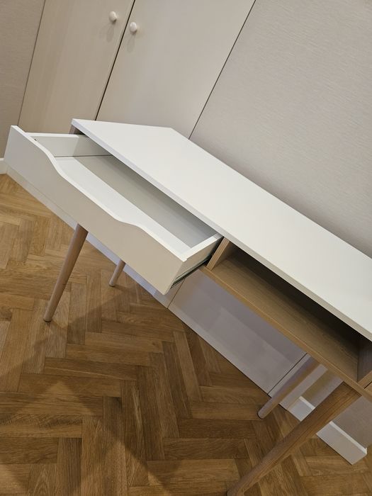 Biurko stolik w stylu skandynawskim stół szuflada