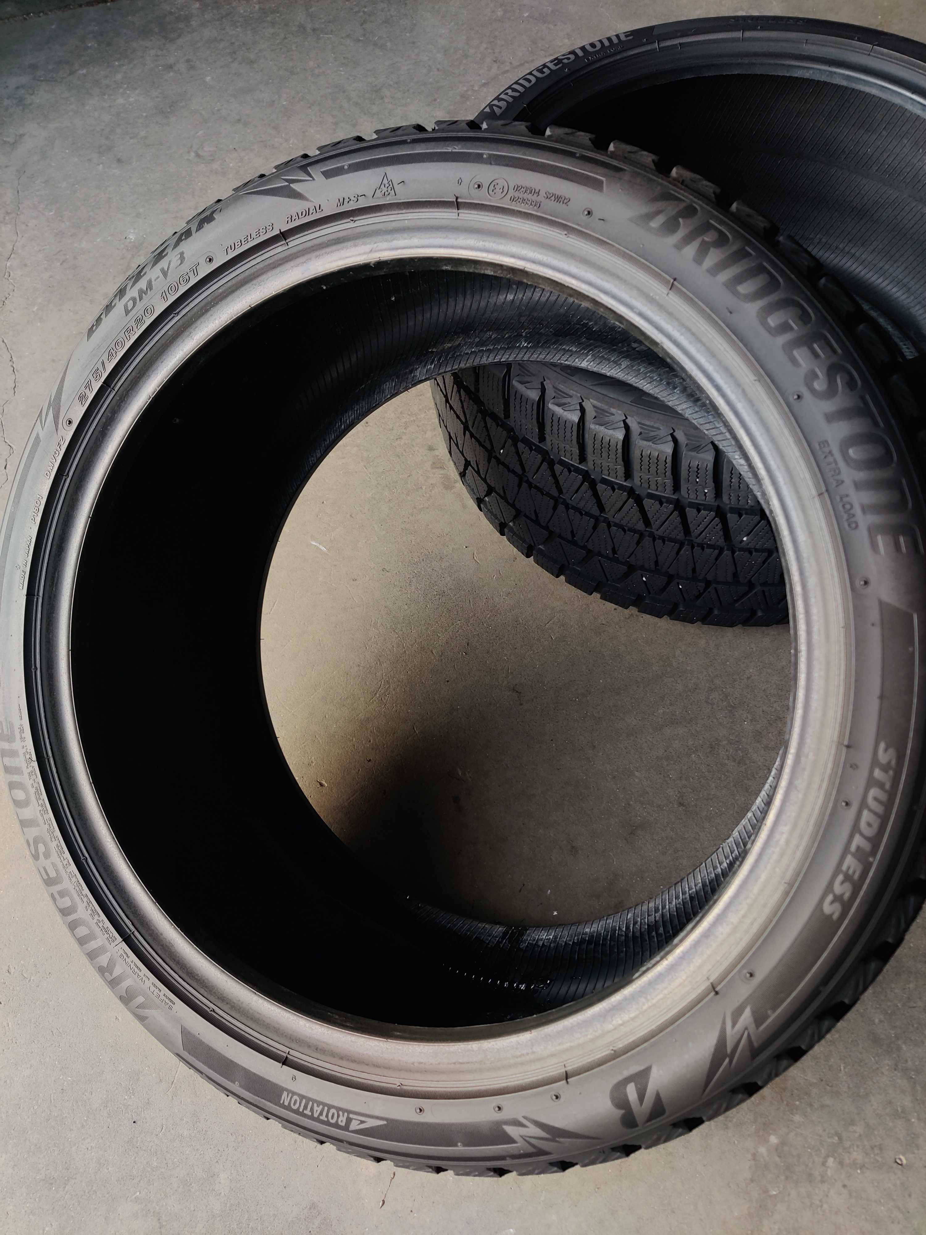 На BMW X5 шини r20 315/35 275/40 зима Bridgestone Blizzak DM-V3