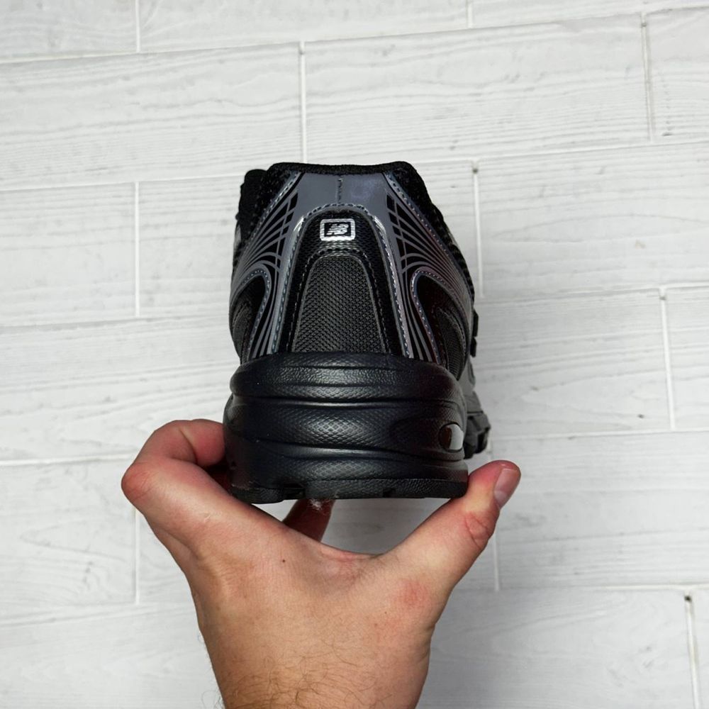 Чоловічі кросівки new balance 740