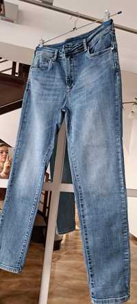 Spodnie jeans roz L