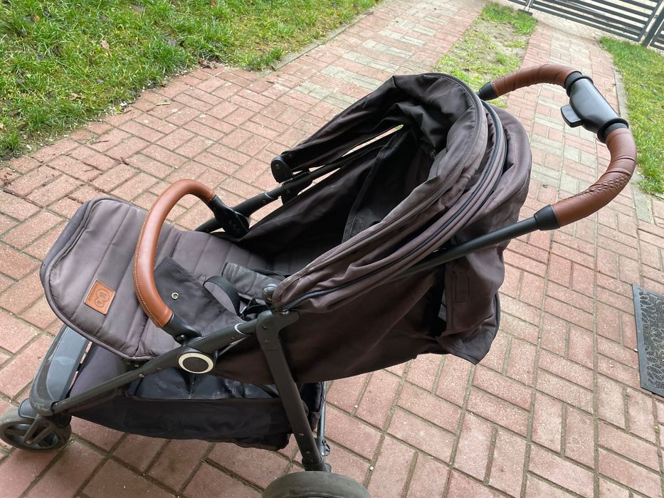 Spacerowka kinderkraft czarna