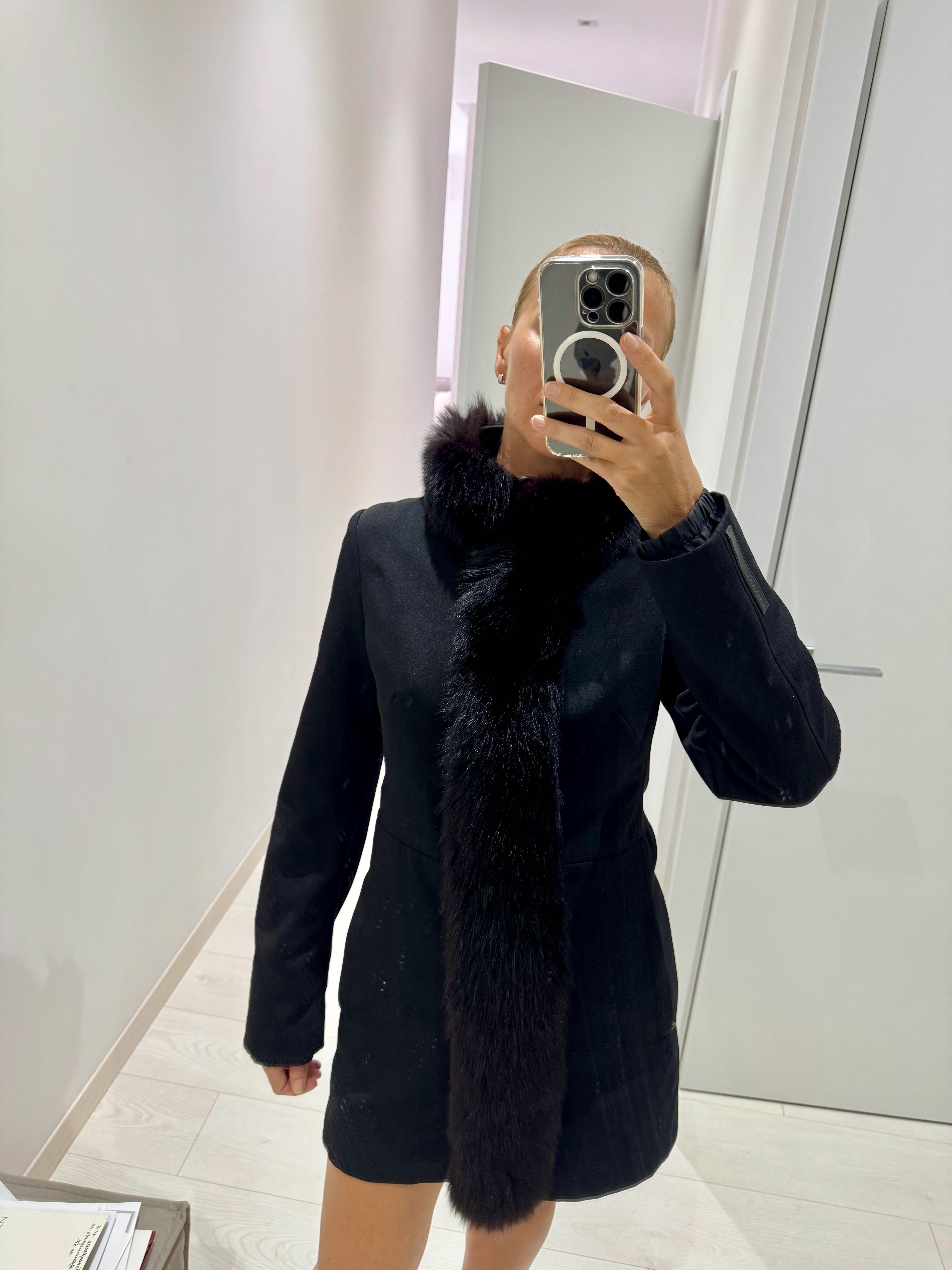 Срочно!!! Пальто Prada з хутром