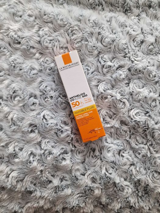 Krem SPF50+ Anthelios UVMune 400 Invisible Fluid La Roche-Posay 15 ml