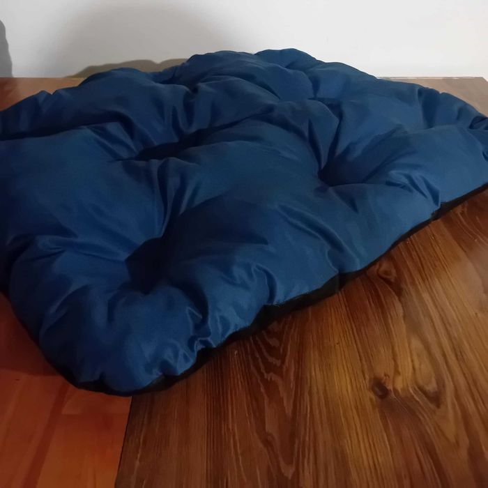 Legowisko ,poducha granatowa 100x70cm -nowq