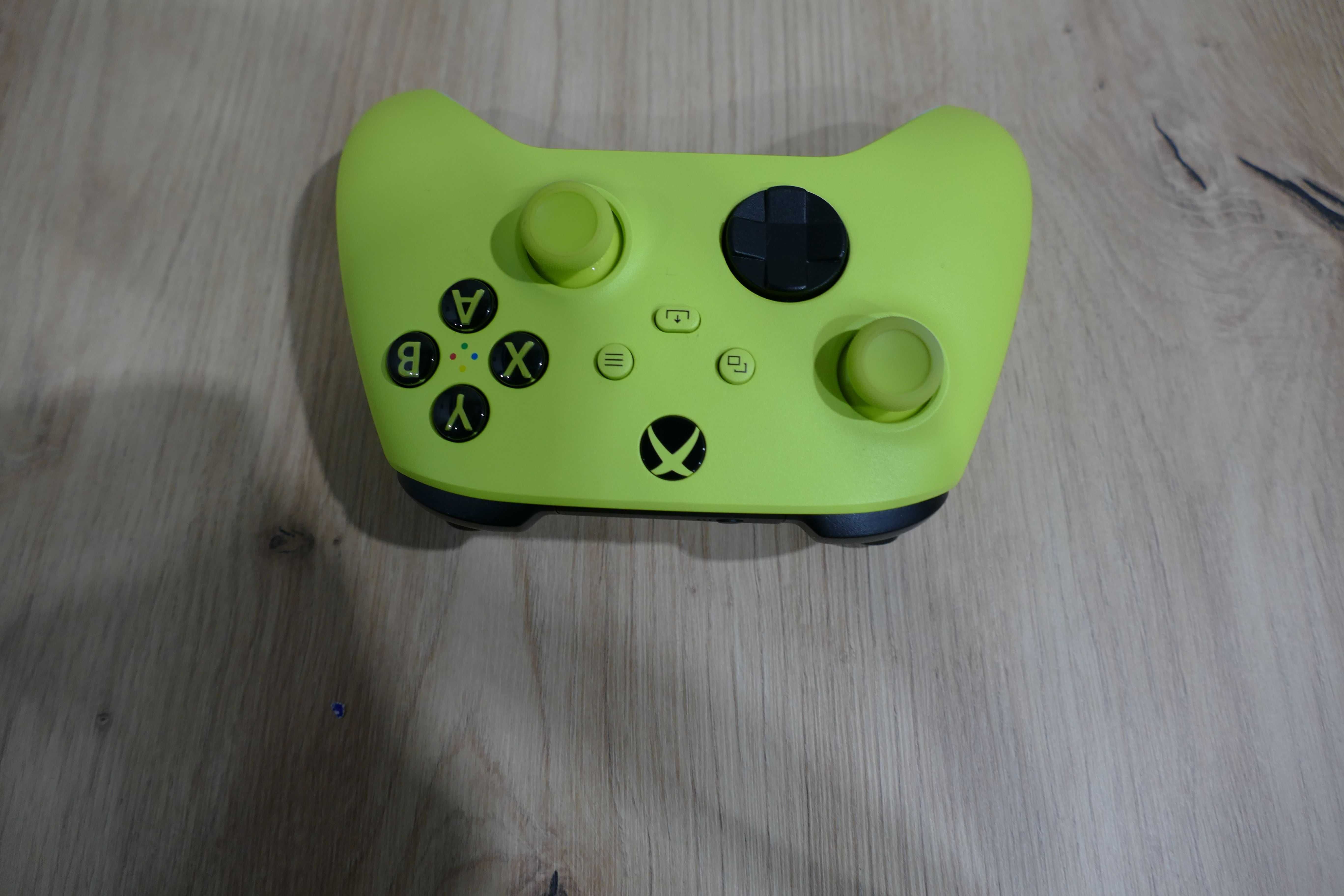 Kontroler pad Xbox series X/S Electric Volt