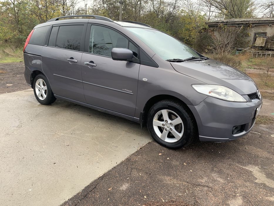 Mazda 5 минивен 2.0D