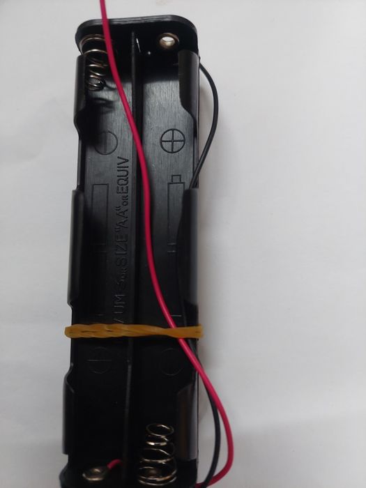 Suporte de 8 pilhas tipo AA para RC