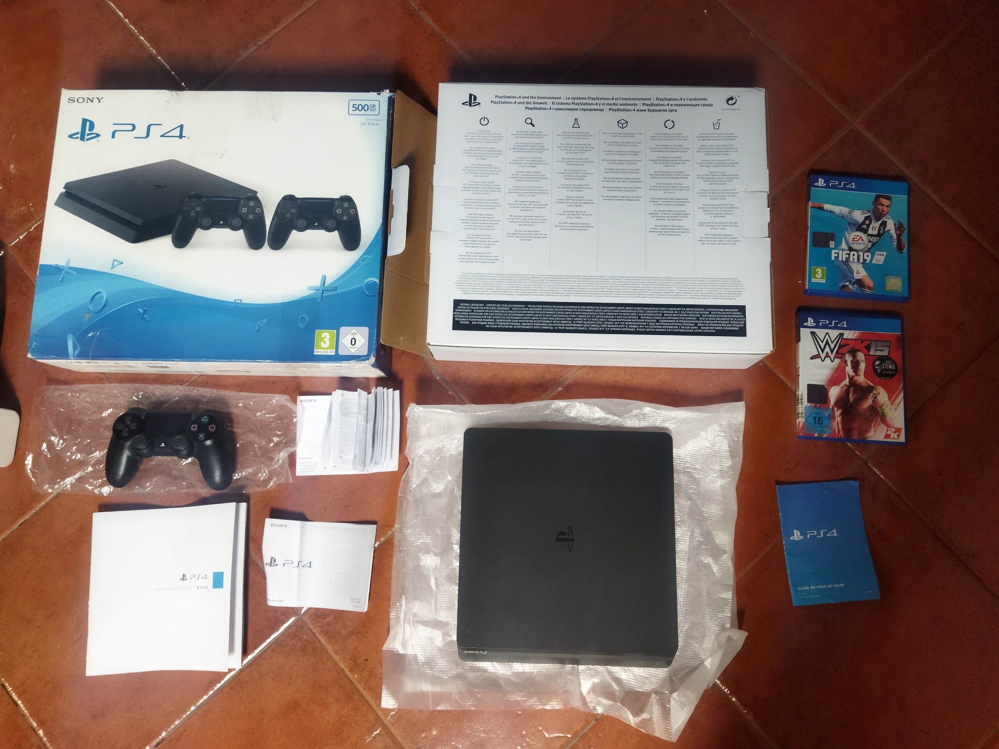 Consola original Sony playstation 4 PS4 slim como nova + caixa + jogos