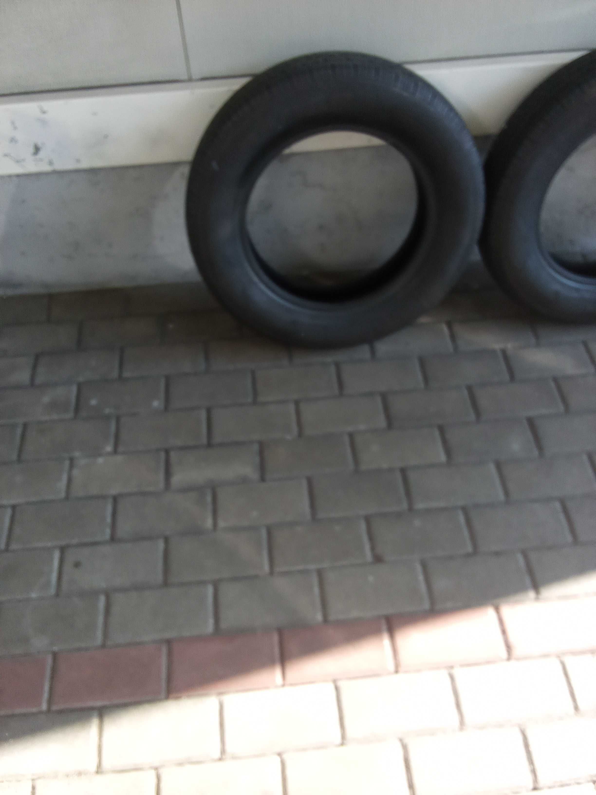 PNEUS COMO NOVOS 115R15
