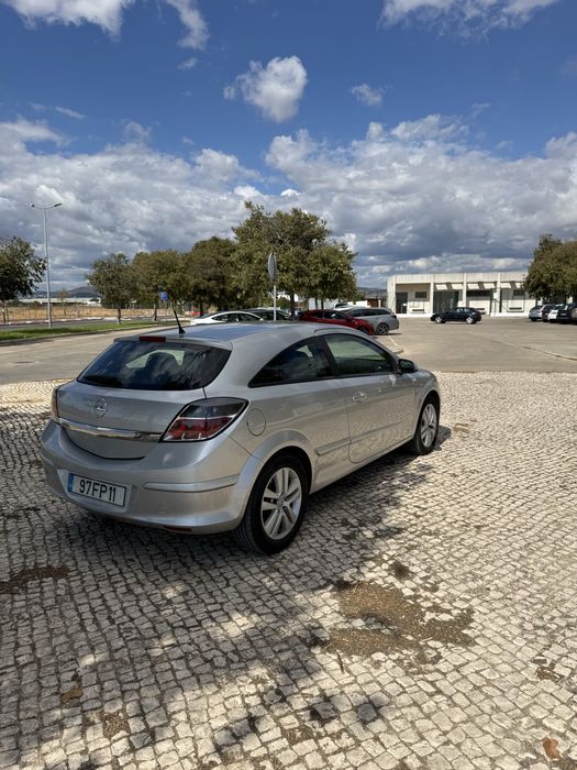 Opel ASTRA GTC 1.3 CDTi