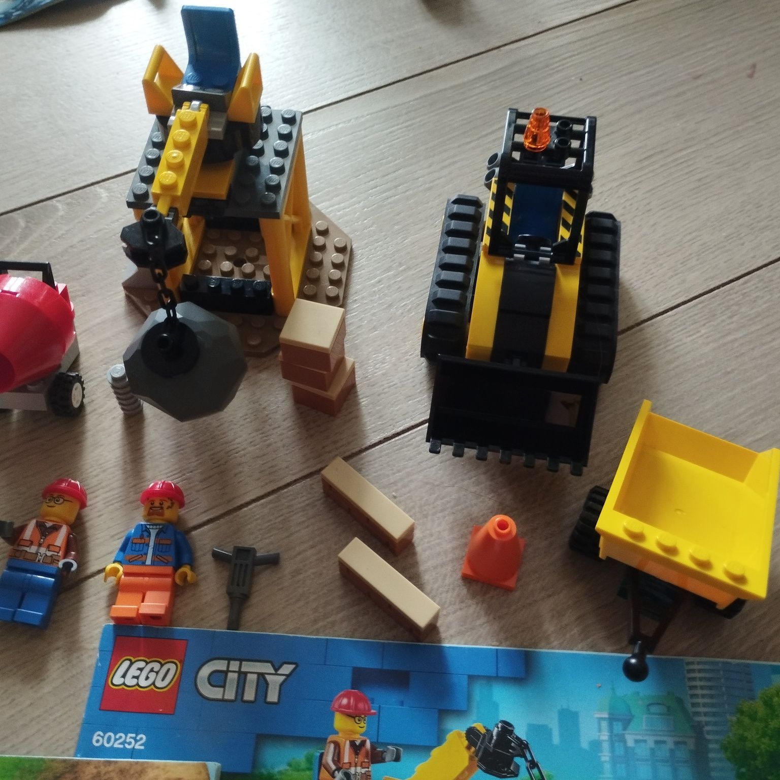 LEGO city 60252 buldożer budowlany