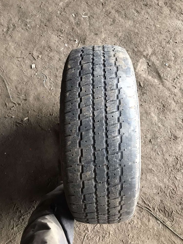 Продам 2 колеса (хороший стан )