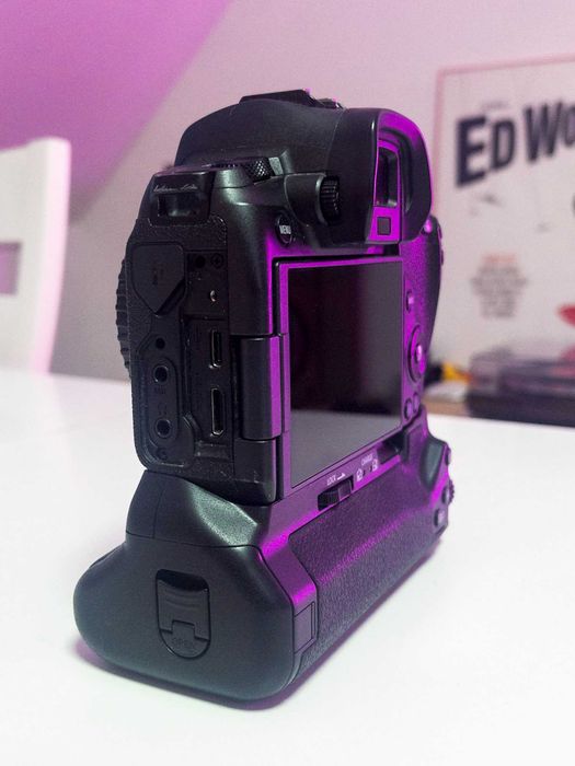 Canon r grip bg-e22 + Bateria LP-E6 + LPE6N oryginalne zestaw