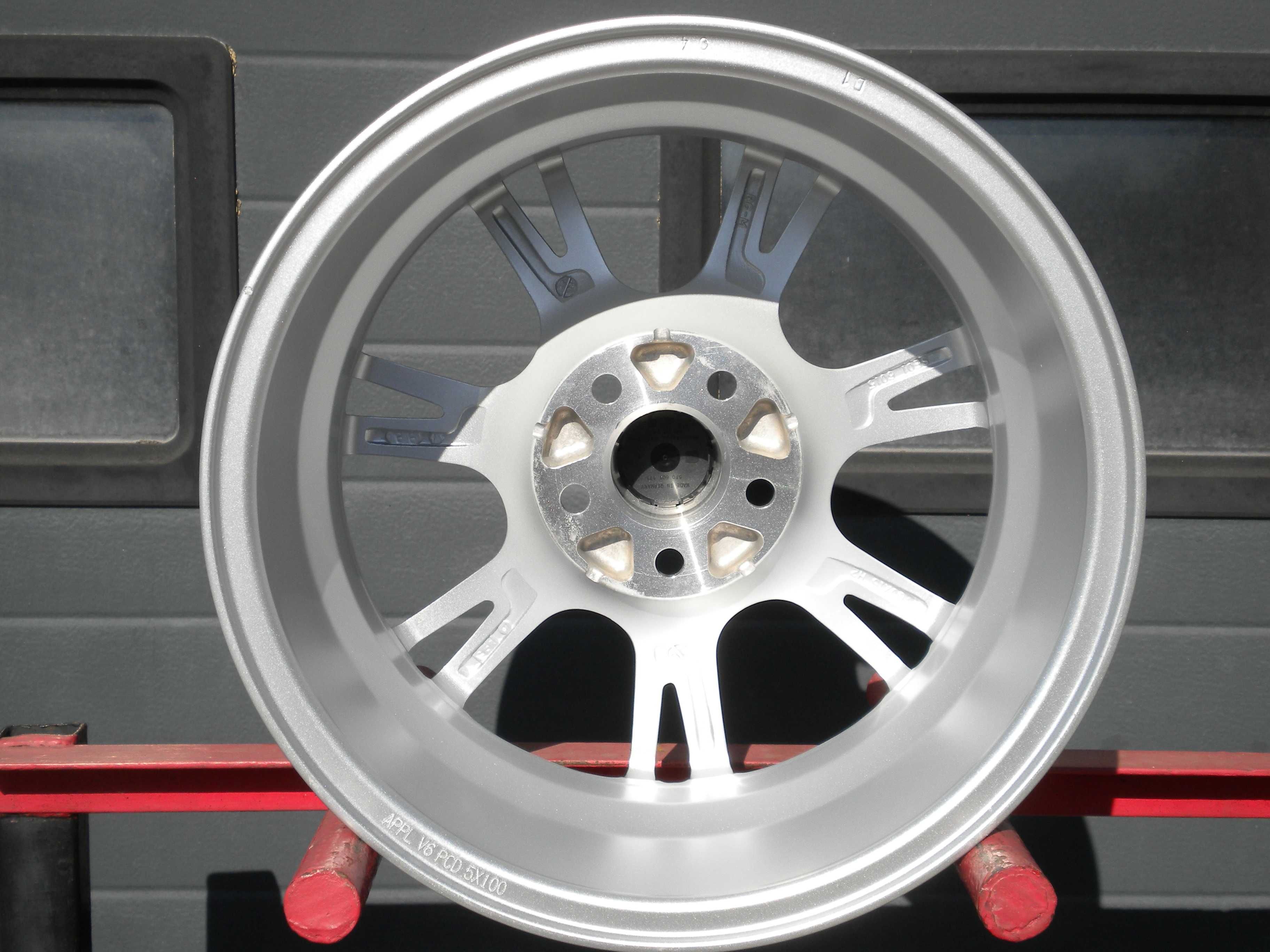 Felgi aluminiowe 15 5x100 Skoda Fabia II III Rapid Roomster Octavia I